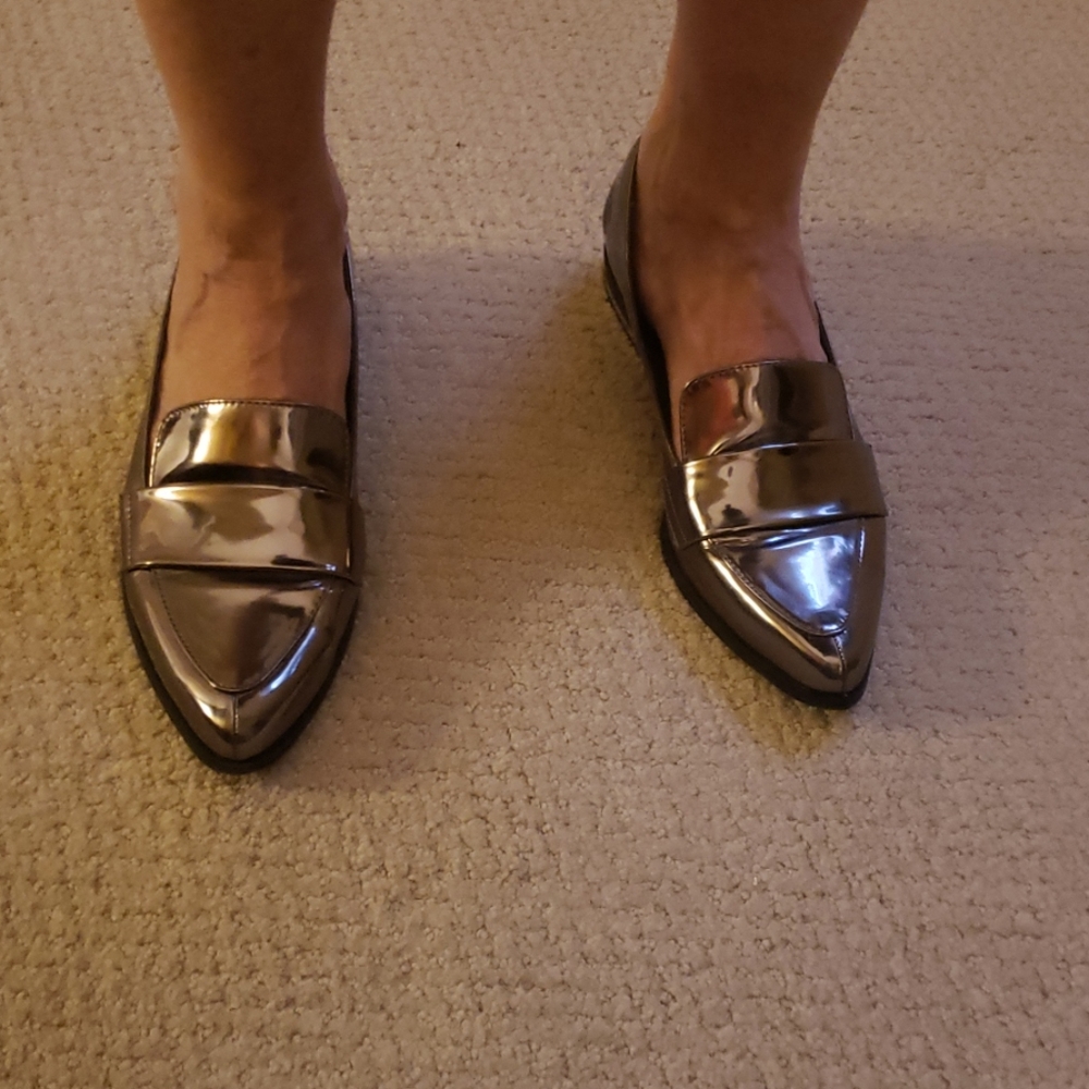 Bar III pewter loafer